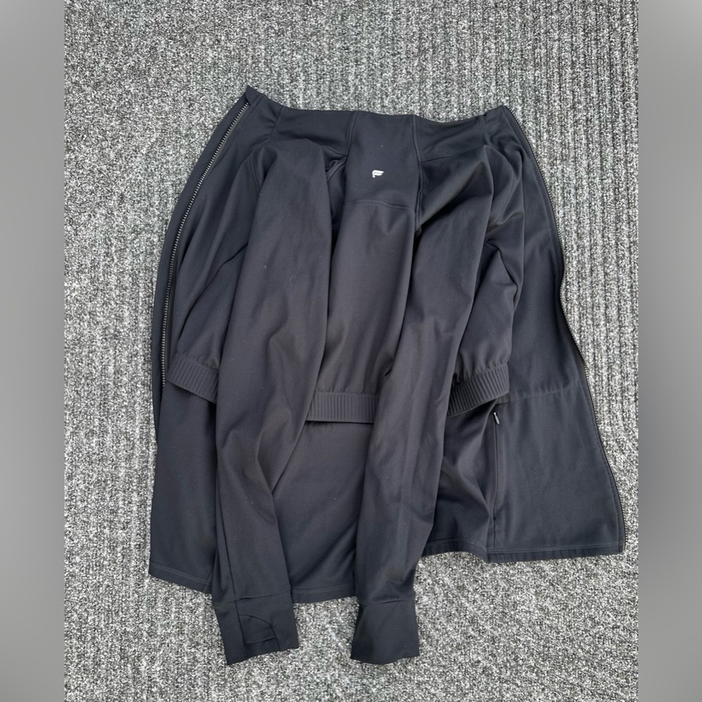 Black Fabletics Trinity Cold Weather Performance Jacket Size M Vent Pockets - Picture 6 of 14